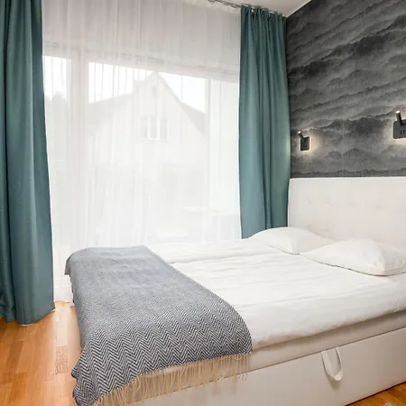 Aisa Studioapartment דירה פארנו